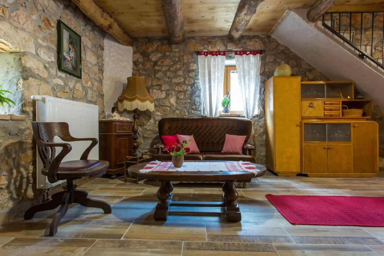 Nonna Stara Ξενοδοχείο Polje  0*, Polje (Krk)