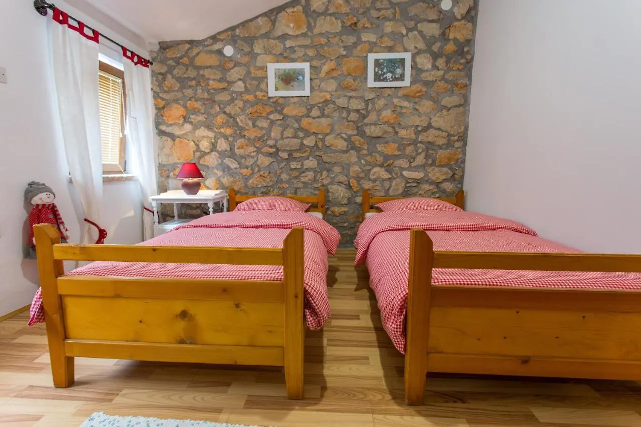 Nonna Stara Ξενοδοχείο Polje  0*, Polje (Krk) Κροατία